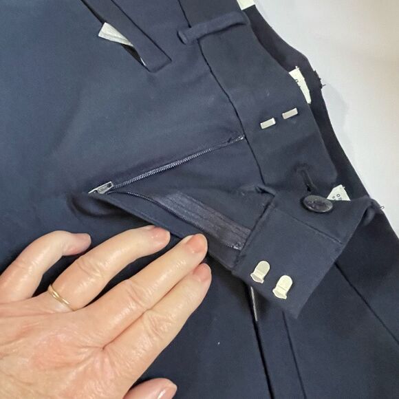 Gap size 8 NWT cropped skinny ankle mid rise stretch. - Picture 6 of 10